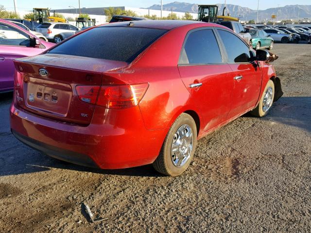 KNAFU4A28A5054055 - 2010 KIA FORTE EX RED photo 4