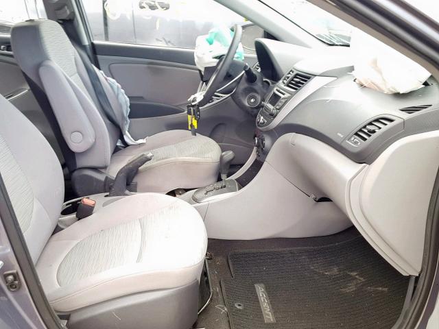 KMHCT4AE3GU120511 - 2016 HYUNDAI ACCENT SE GRAY photo 5