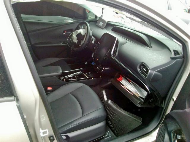 JTDKARFPXK3105029 - 2019 TOYOTA PRIUS PRIM 银色 照片 5