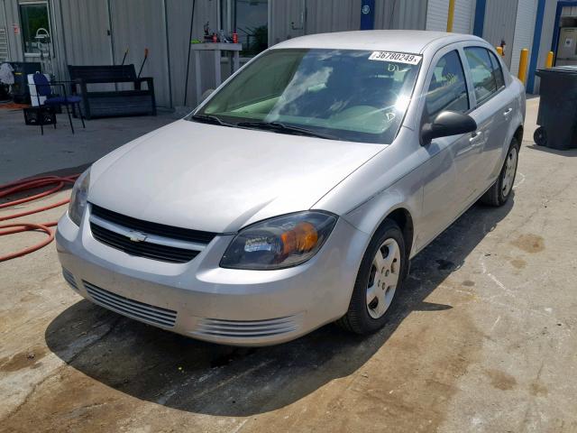 1G1AK52F357501937 - 2005 CHEVROLET COBALT SILVER photo 2