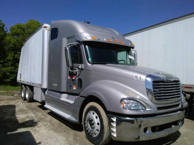 1FUJA6DE97LX82293 - 2007 FREIGHTLINER CONVENTION SILVER photo 1