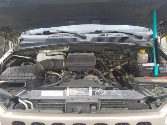 1J4GL38K62W366875 - 2002 JEEP LIBERTY RE GOLD photo 7