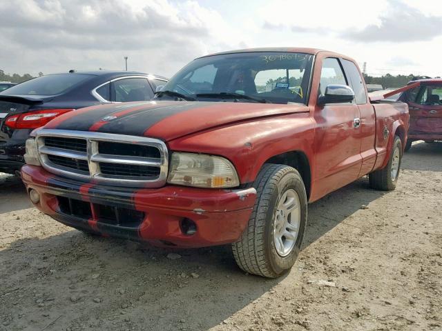 1B7GL12X02S714482 - 2002 DODGE DAKOTA BAS RED photo 2