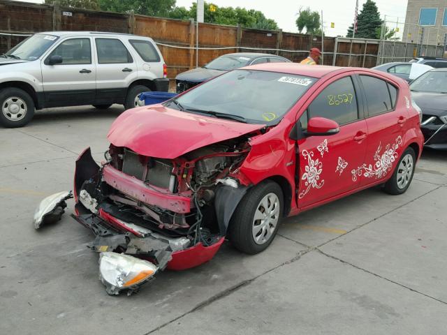 JTDKDTB32C1516011 - 2012 TOYOTA PRIUS C RED photo 2