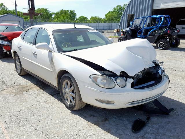 2G4WC532951257273 - 2005 BUICK LACROSSE C WHITE photo 1