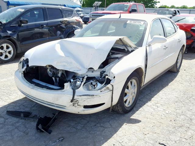 2G4WC532951257273 - 2005 BUICK LACROSSE C WHITE photo 2