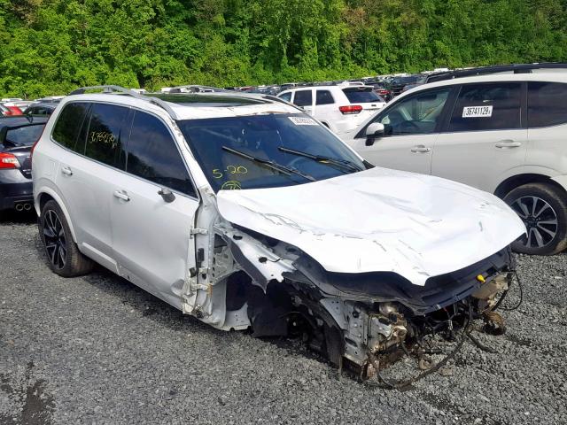 YV4A22PK8J1326042 - 2018 VOLVO XC90 T6 WHITE photo 1