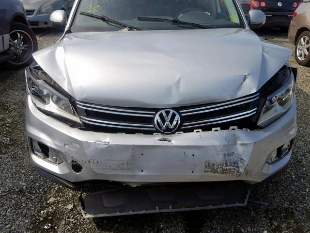 WVGRV7AX9HK008042 - 2017 VOLKSWAGEN TIGUAN WOL SILVER photo 9