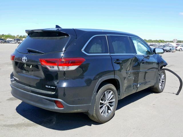 5TDJZRFH3JS530053 - 2018 TOYOTA HIGHLANDER BLACK photo 4