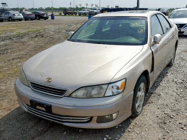 JT8BF28G1Y5079891 - 2000 LEXUS ES 300 TAN photo 2