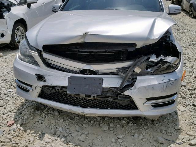 WDDGF4HB8CA623591 - 2012 MERCEDES-BENZ C 250 SILVER photo 9