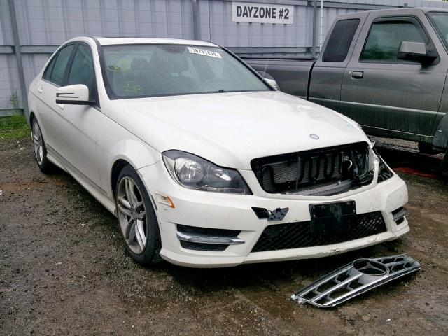 WDDGF8FB1CA649315 - 2012 MERCEDES-BENZ C 250 4MAT WHITE photo 1