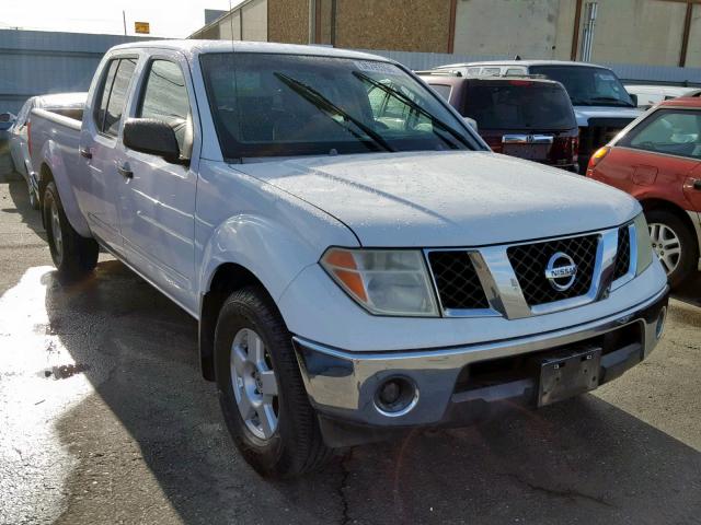 1N6AD09W07C403983 - 2007 NISSAN FRONTIER C WHITE photo 1