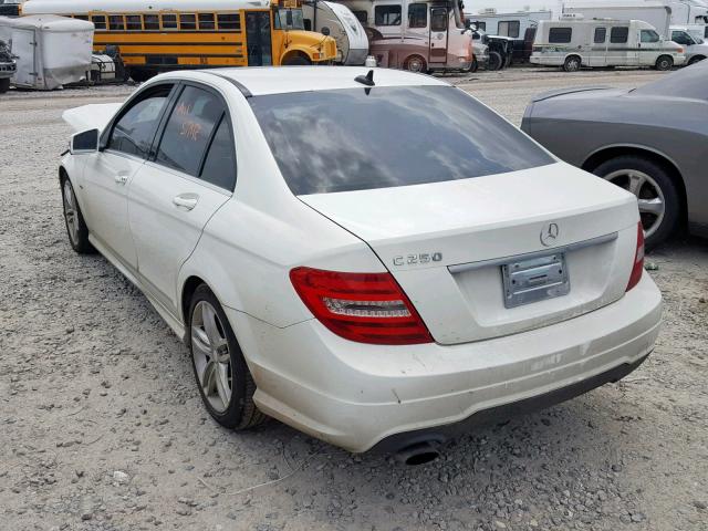 WDDGF4HB5CR218080 - 2012 MERCEDES-BENZ C 250 WHITE photo 3