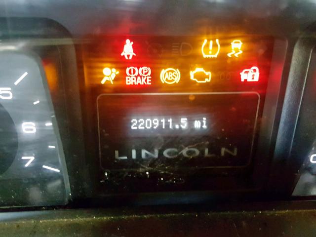 5LMJJ2J56BEJ03655 - 2011 LINCOLN NAVIGATOR 白色 照片 8