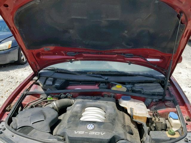 WVWEH63B61E034561 - 2001 VOLKSWAGEN PASSAT GLX 红色 照片 7