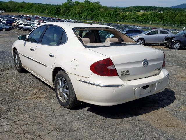 2G4WD582561292612 - 2006 BUICK LACROSSE C WHITE photo 3