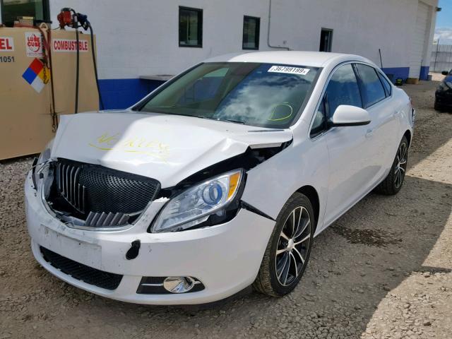 1G4PR5SK6H4117789 - 2017 BUICK VERANO SPO WHITE photo 2