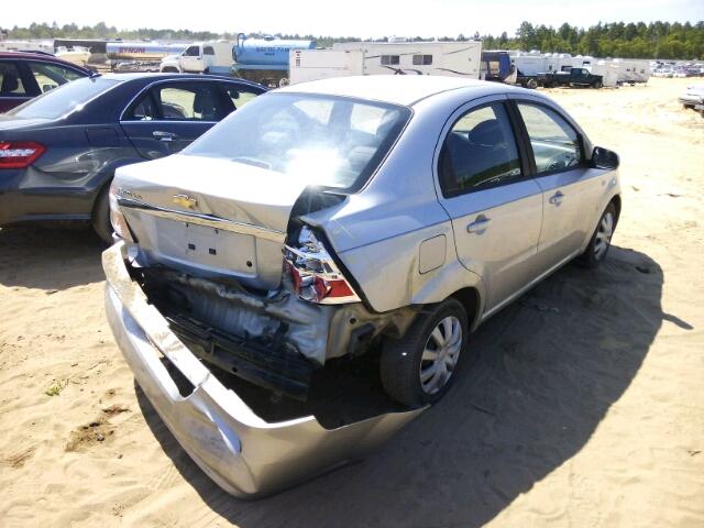 KL1TD56677B072409 - 2007 CHEVROLET AVEO/LS SILVER photo 4