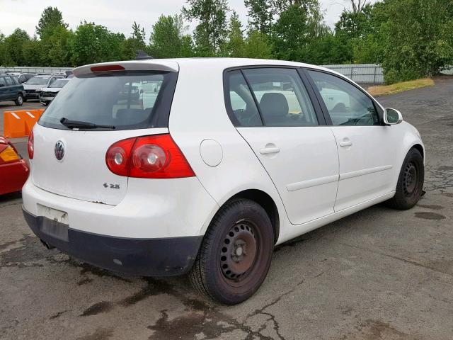 WVWDA71K68W169780 - 2008 VOLKSWAGEN RABBIT WHITE photo 4