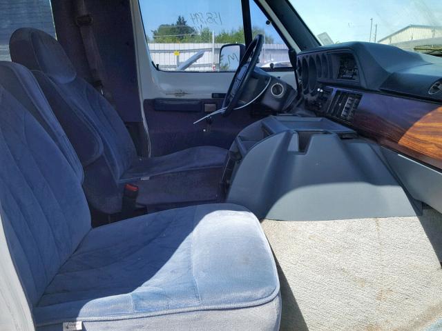 2B6HB21XXTK132730 - 1996 DODGE RAM VAN B2 WHITE photo 5