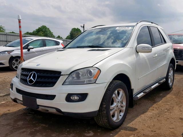 4JGBB86E26A088634 - 2006 MERCEDES-BENZ ML 350 WHITE photo 2