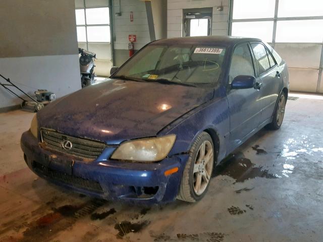 JTHBD182810015399 - 2001 LEXUS IS 300 BLUE photo 2