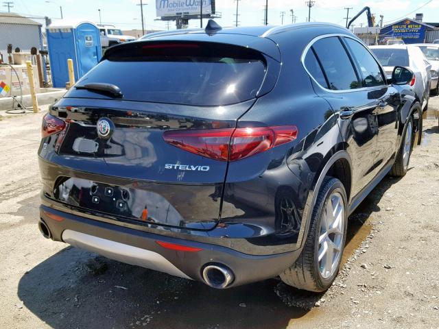 ZASFAKAN9J7B84884 - 2018 ALFA ROMEO STELVIO BLACK photo 4