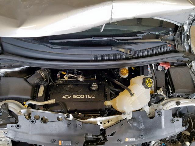 1G1JB5SHXH4146577 - 2017 CHEVROLET SONIC LS 银色 照片 7