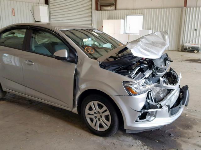 1G1JB5SHXH4146577 - 2017 CHEVROLET SONIC LS 银色 照片 9