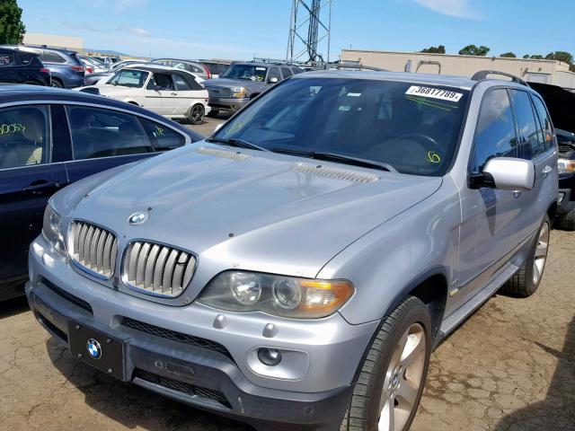 5UXFB53545LV16469 - 2005 BMW X5 4.4I SILVER photo 2