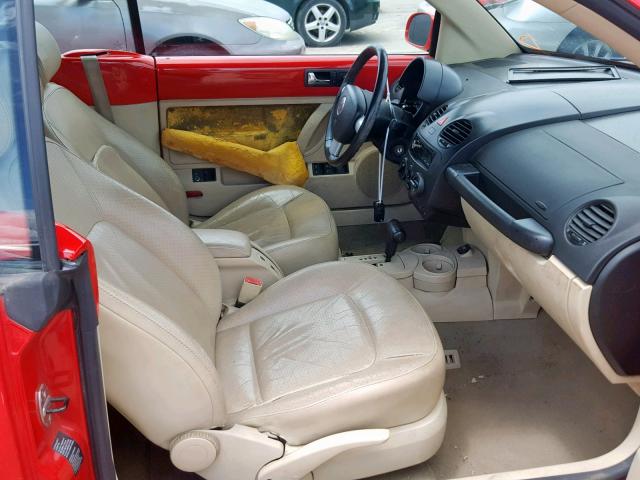 3VWCM31Y84M317631 - 2004 VOLKSWAGEN NEW BEETLE წითელი ფოტო 5
