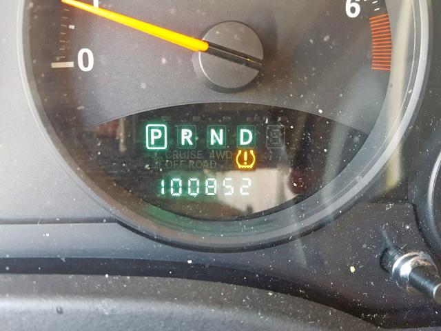 1J4NF1FB6BD136531 - 2011 JEEP COMPASS SP 银色 照片 8