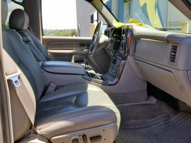 1GKEK63U04J224925 - 2004 GMC YUKON DENA BEIGE photo 5