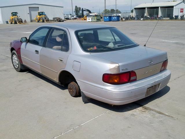 4T1BG12K5TU730634 - 1996 TOYOTA CAMRY DX RED photo 3