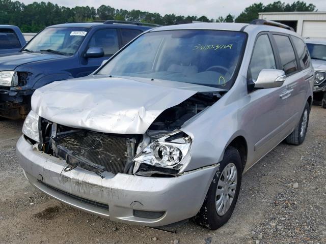 KNDMG4C71C6486218 - 2012 KIA SEDONA LX SILVER photo 2