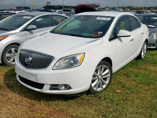 1G4PR5SK1E4101057 - 2014 BUICK VERANO CON WHITE photo 2