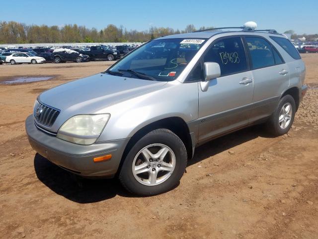 JTJHF10UX20277653 - 2002 LEXUS RX 300  photo 2