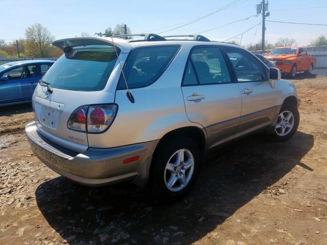 JTJHF10UX20277653 - 2002 LEXUS RX 300  photo 4