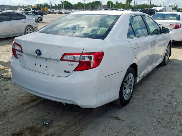 4T1BD1FK0CU004375 - 2012 TOYOTA CAMRY HYBR WHITE photo 4