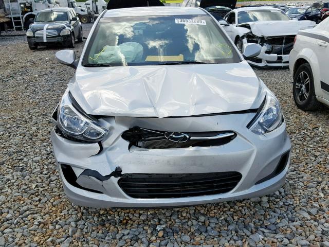 KMHCT4AE8HU202350 - 2017 HYUNDAI ACCENT SE SILVER photo 9