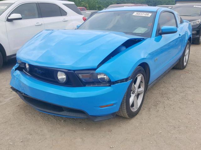 1ZVBP8CH9A5134477 - 2010 FORD MUSTANG GT BLUE photo 2