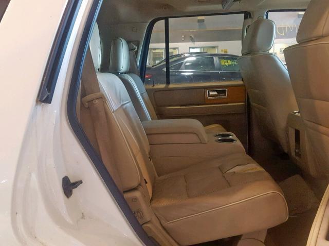 5LMFU28547LJ21206 - 2007 LINCOLN NAVIGATOR WHITE photo 6