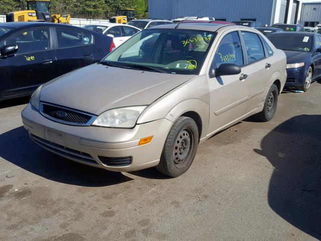 1FAHP34N67W364118 - 2007 FORD FOCUS ZX4 BEIGE photo 2