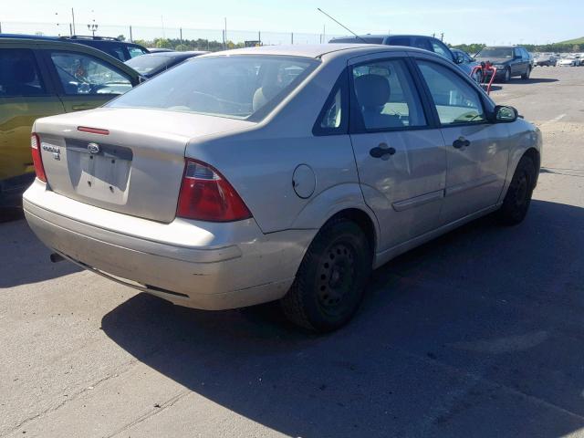 1FAHP34N67W364118 - 2007 FORD FOCUS ZX4 BEIGE photo 4