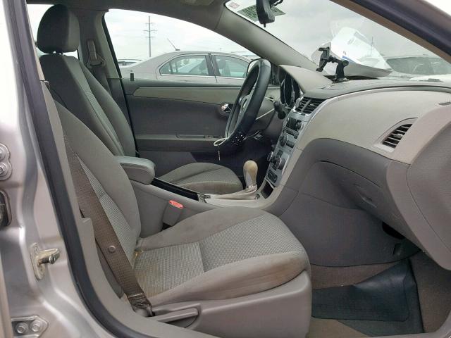 1G1ZH57N694226573 - 2009 CHEVROLET MALIBU 1LT SILVER photo 5
