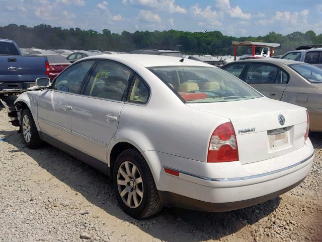 WVWPD63B81P103274 - 2001 VOLKSWAGEN PASSAT GLS WHITE photo 3