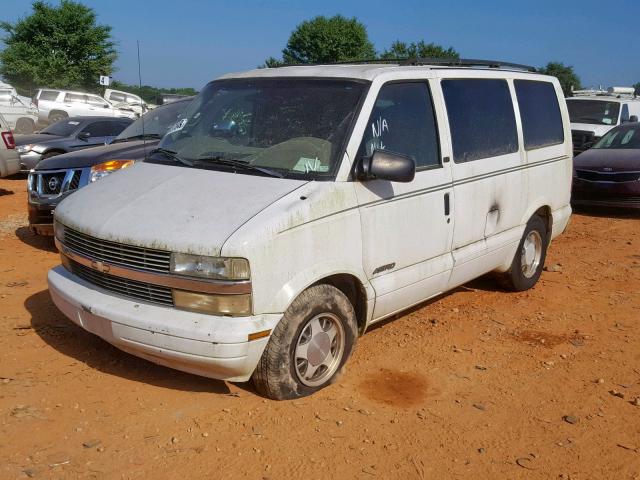 1GNDM19X82B133938 - 2002 CHEVROLET ASTRO WHITE photo 2