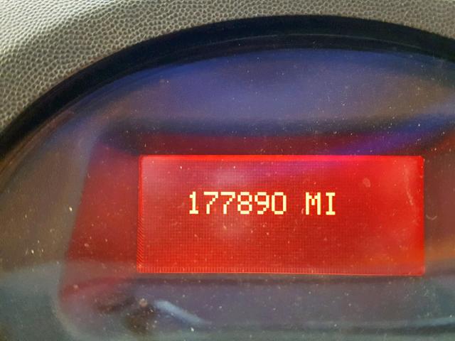 2G2WS522741159077 - 2004 PONTIAC GRAND PRIX SILVER photo 8