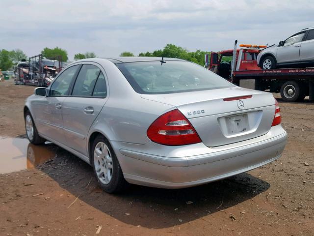 WDBUF65J43A157032 - 2003 MERCEDES-BENZ E 320 SILVER photo 3